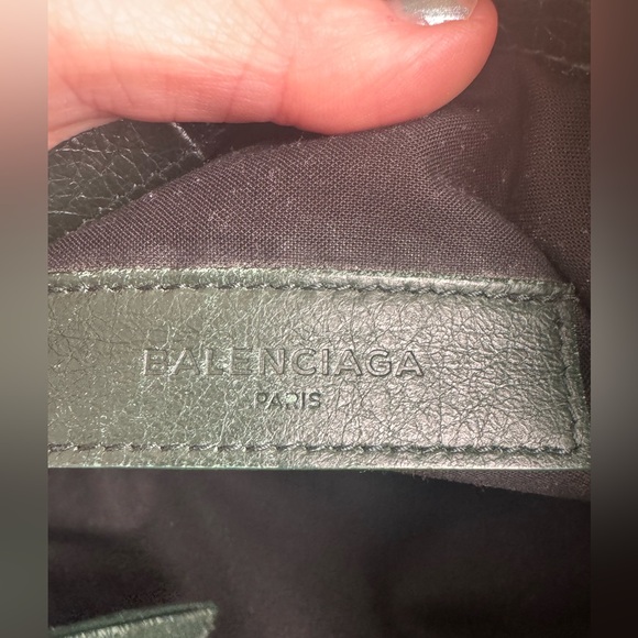 BALENCIAGA City Clip leather clutch bag - Picture 10 of 11